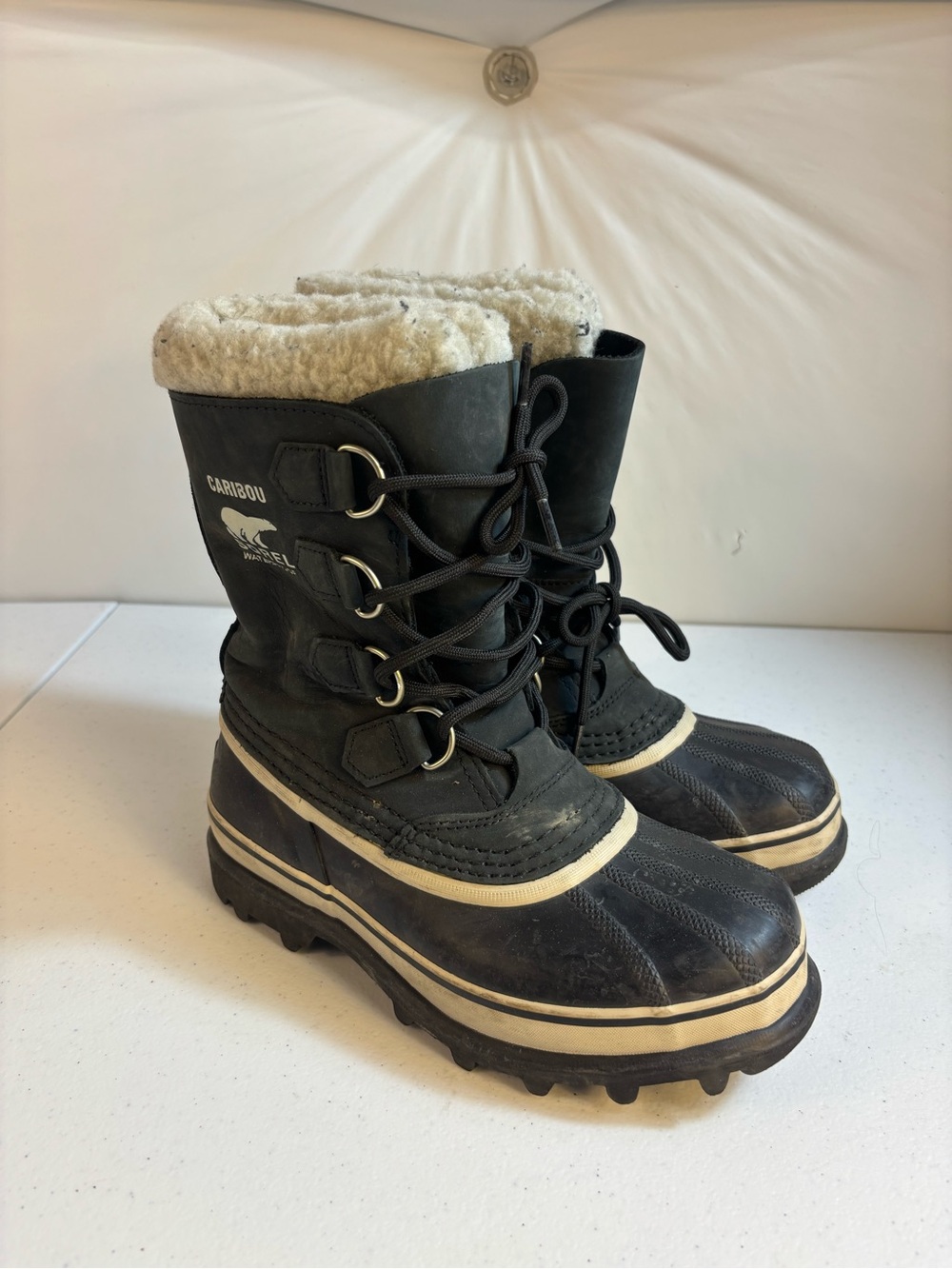 Sorel Caribou Snow Boots Waterproof Women’s 6 Black Faux Fur Suede NL1005-011
